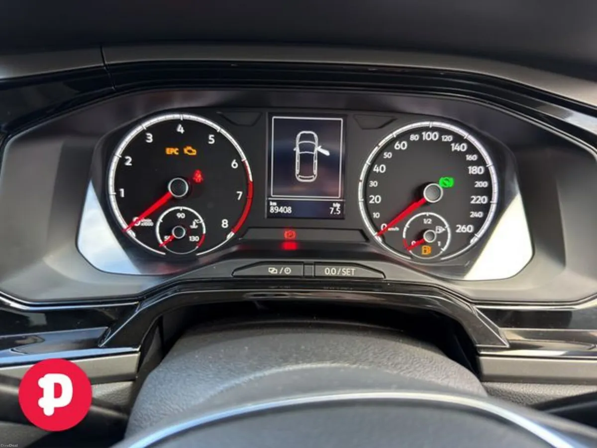 Volkswagen Polo Comfortline Auto - Straight Sale D - Image 4