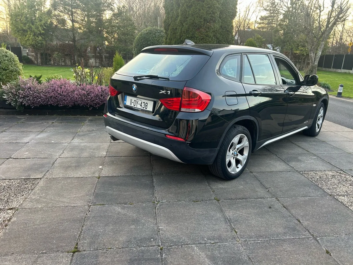 2011 BMW X1 - Image 3