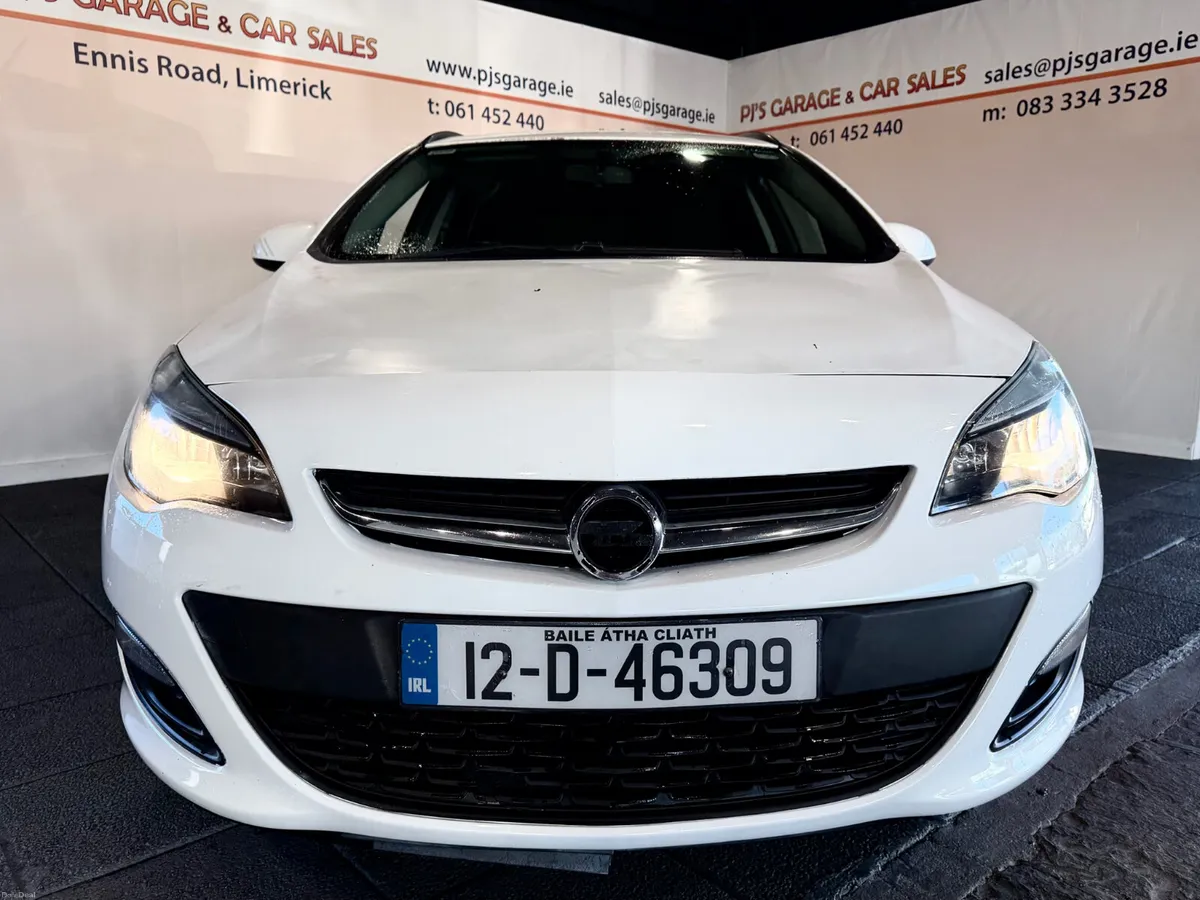 Opel Astra 2012, Trade Sale - Image 3