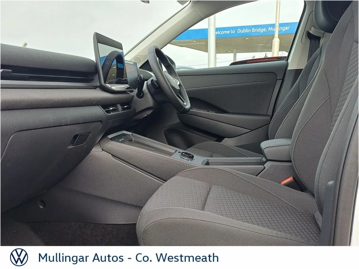 Volkswagen T-Roc Life 1.5 eTSI MHEV DSG - Image 4