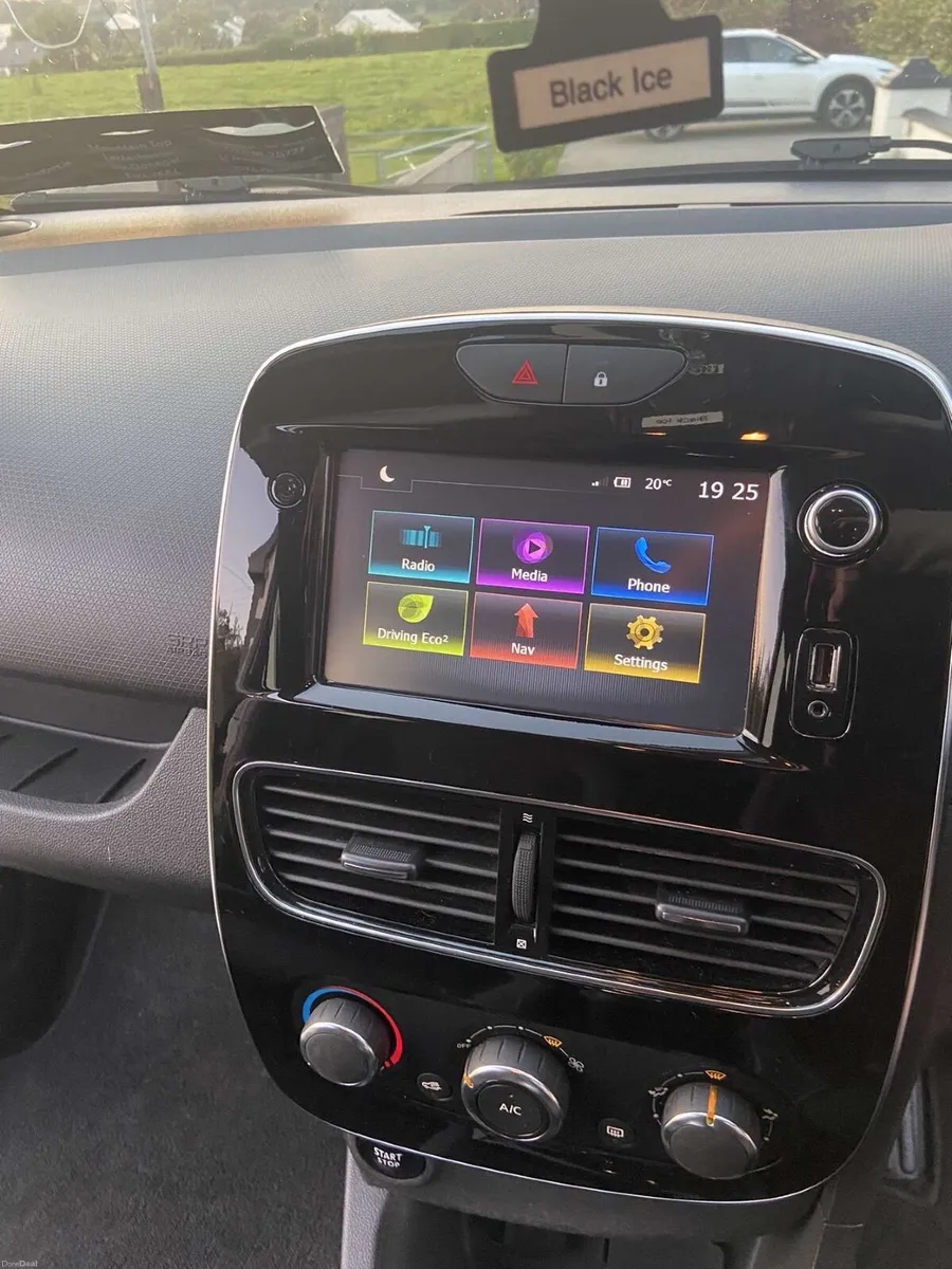 Renault Clio 2018 - Image 4