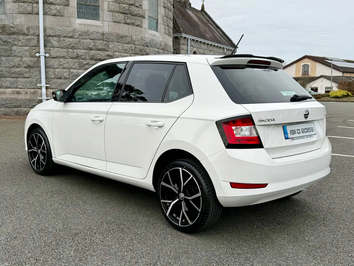 2019 Skoda Fabia 1.0 MPI PETROL - Image 4