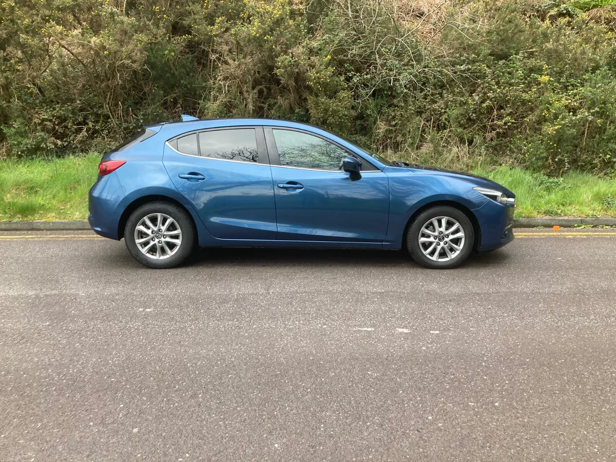 2017 Mazda3 Executive SE only 49000 Klm - Image 2