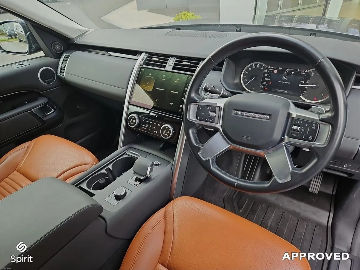 Land Rover Discovery 3.0 D SE Commercial - Image 4