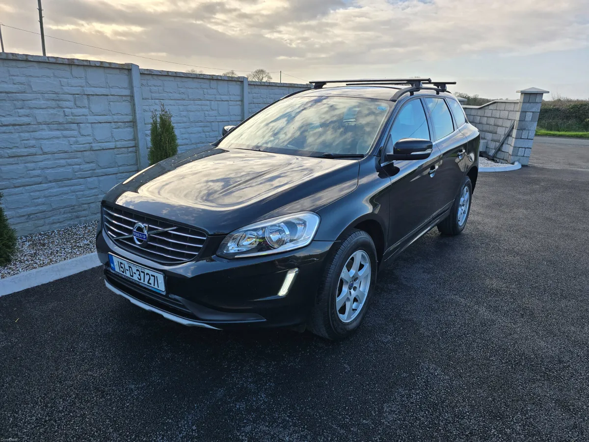 151 Volvo XC60 2.0 Diesel 190 Bhp Nct and Tax - Image 4