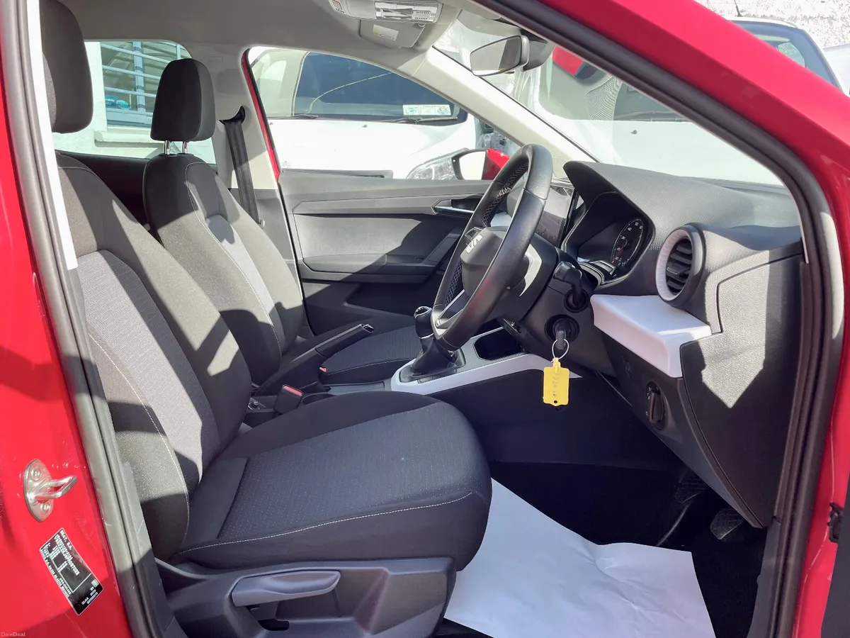 SEAT Arona SE+ 1.0TSI Petrol 110 BHP Manual,2023 - Image 4
