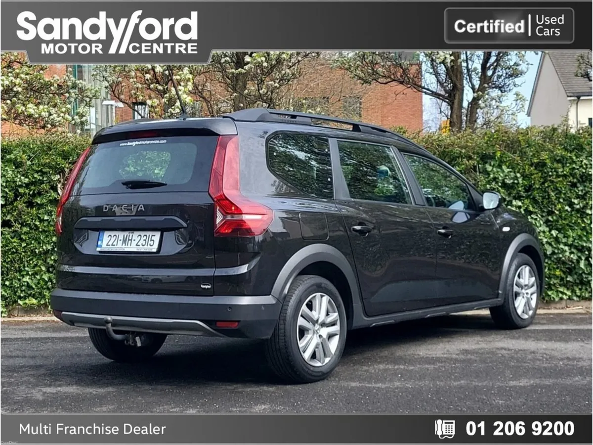 Dacia Jogger TCe 110 Comfort**7 SEATS** - Image 4
