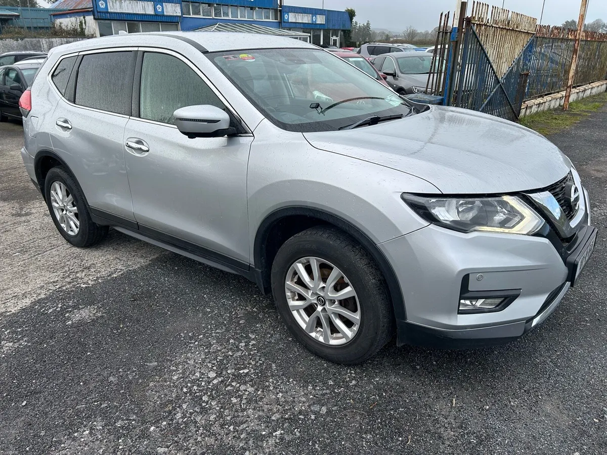 Nissan X Trail SV Diesel - Image 2