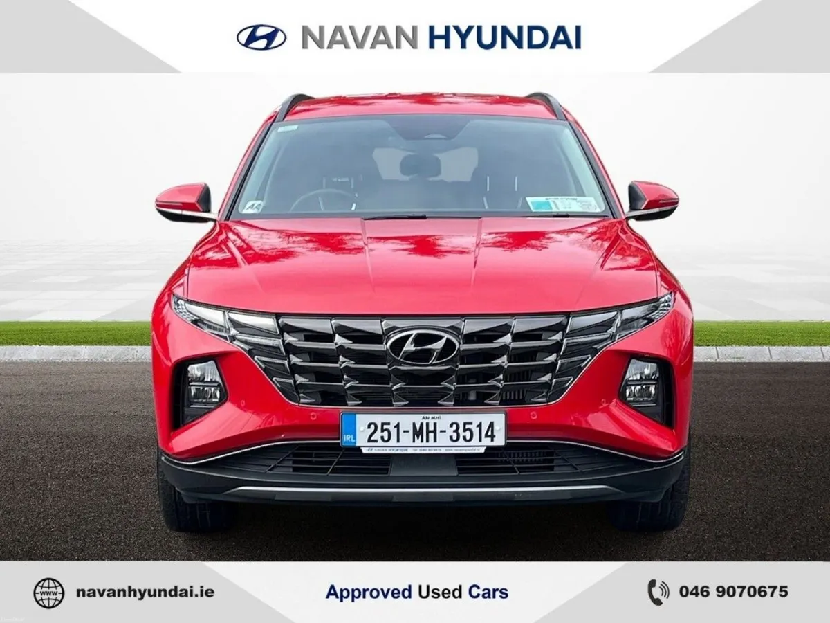 Hyundai Tucson 2WD Executive Plus *MANAGER SPECIAL - Image 3