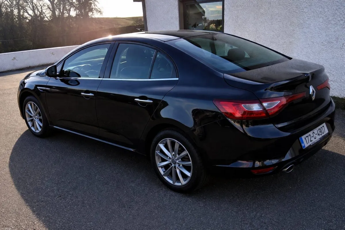 Automatic Renault Megane 2017 - Image 3