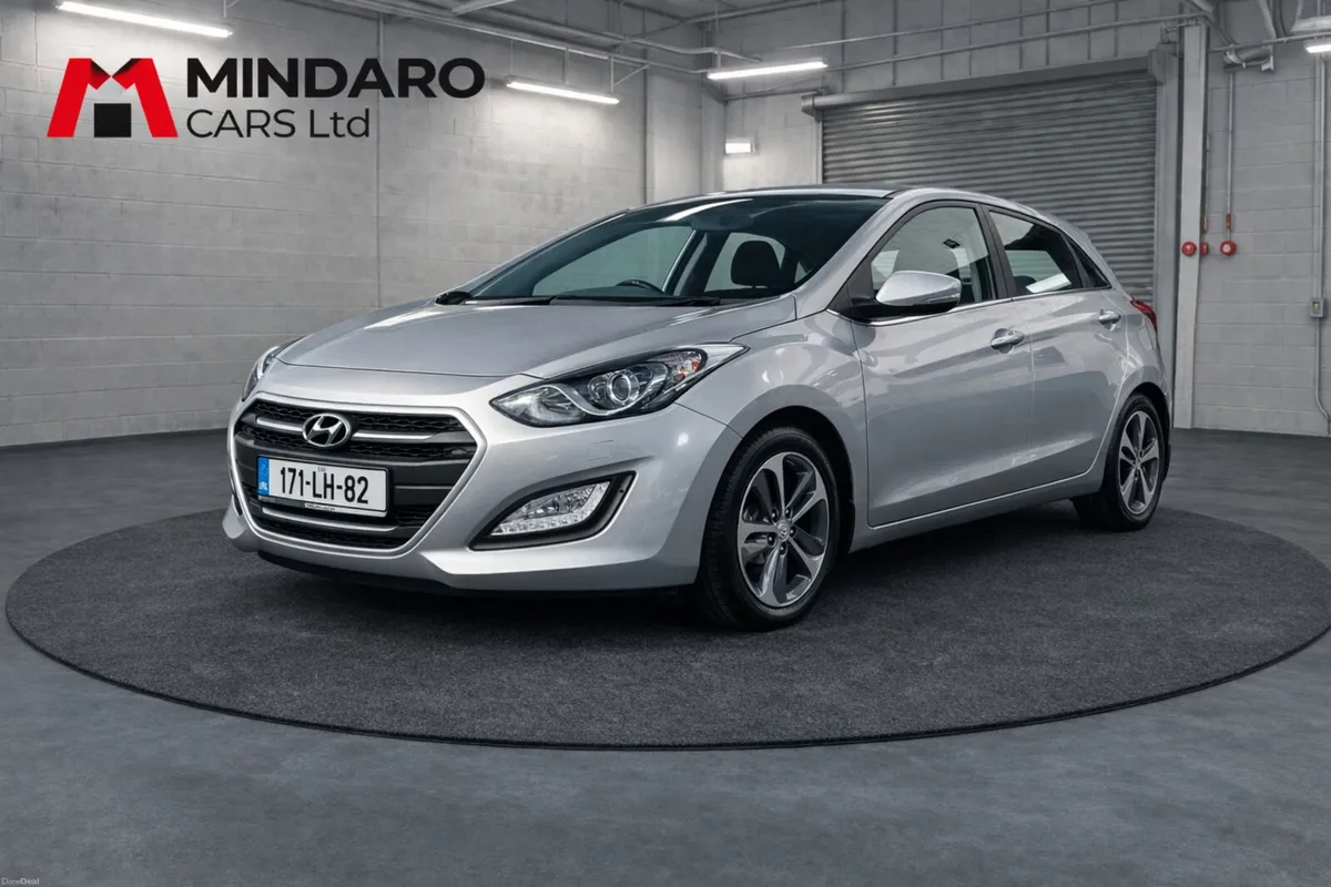 HYUNDAI I30 1.6 DELUXE 5DR//EXCELLENT CONDITION - Image 3