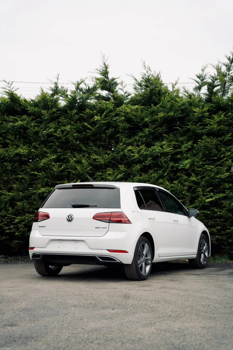 🌟Volkswagen Golf 1.5 Highline 2020🌟 - Image 4