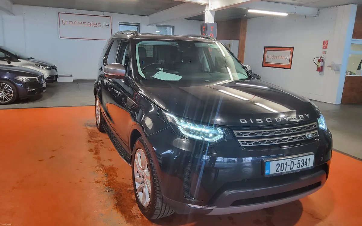 Land Rover Discovery 2020 - Image 1