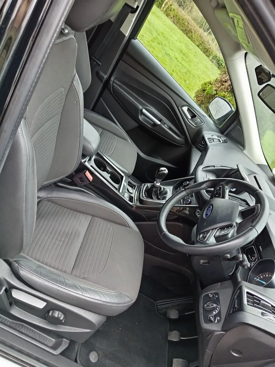 Ford Kuga 2019 - Image 3