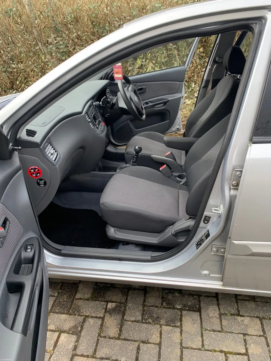 Kia Rio 2012 - Image 4