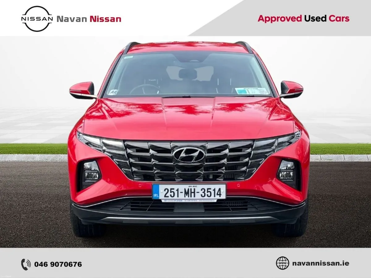 Hyundai Tucson 2WD Executive Plus *MANAGER SPECIAL - Image 3