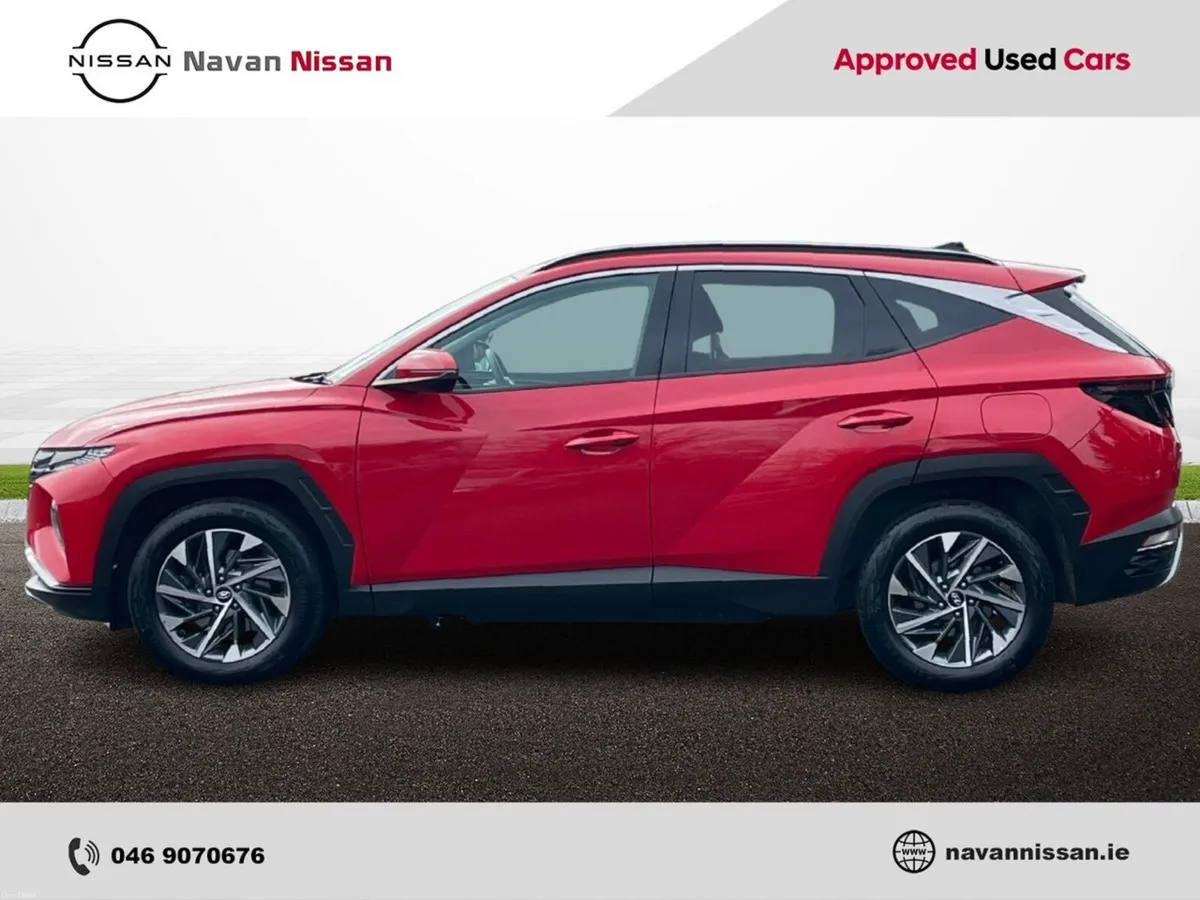 Hyundai Tucson 2WD Executive Plus *MANAGER SPECIAL - Image 4