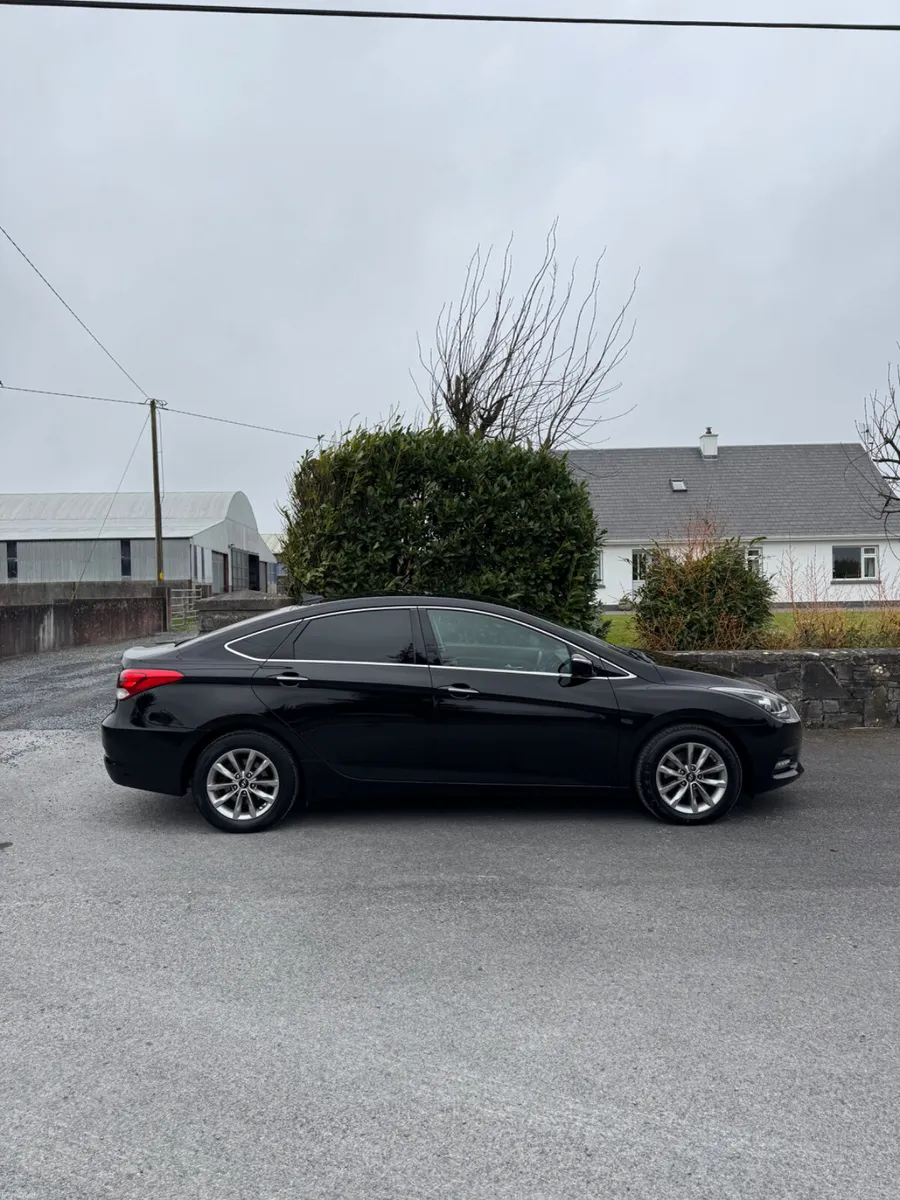 Hyundai i40 2016 - Image 2