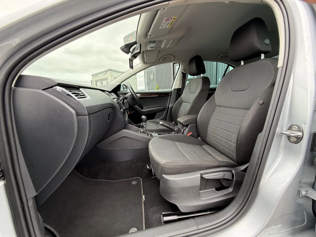2016 Skoda Octavia 1.6TDI Style - Image 6