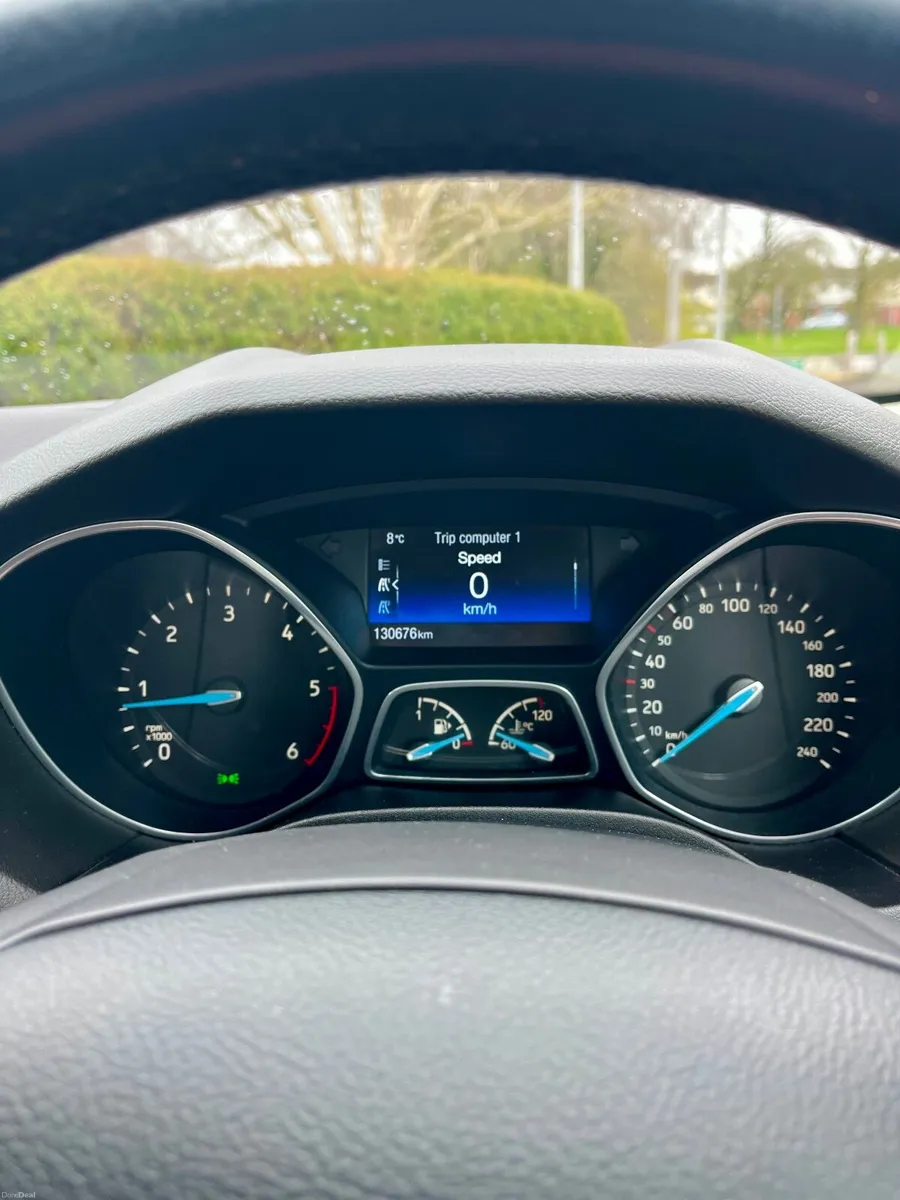 Ford Focus 2018 - Image 2