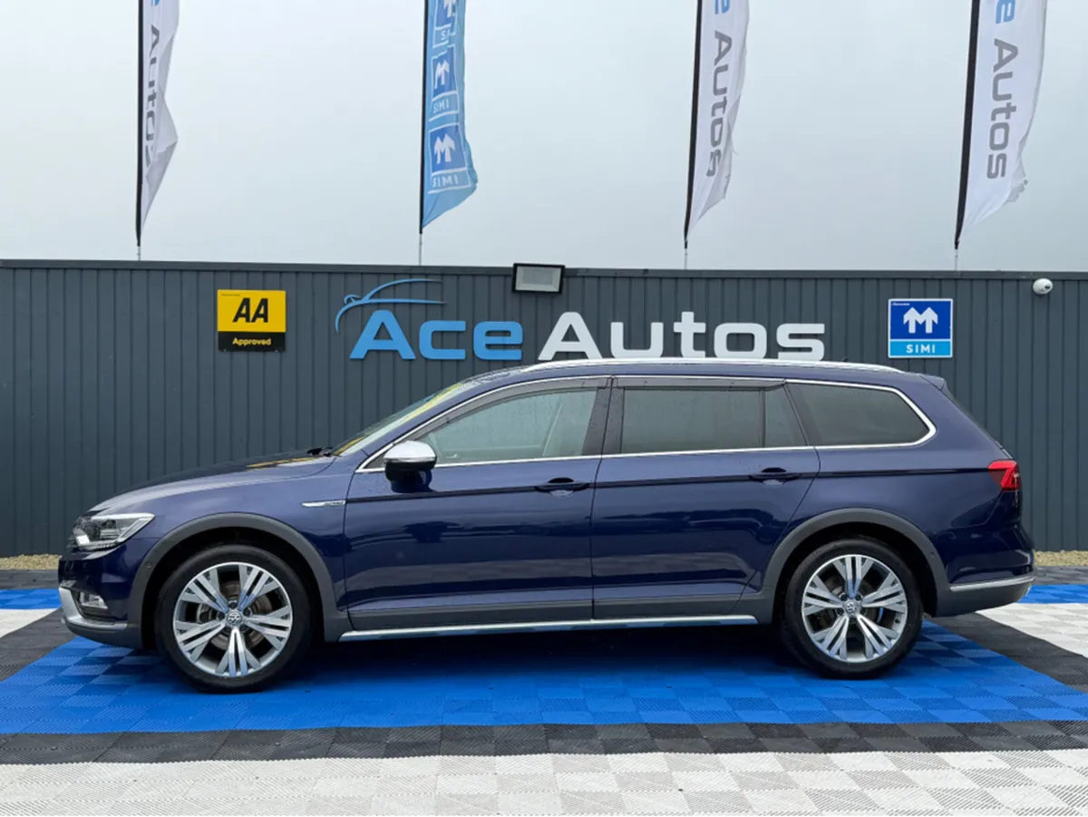 Volkswagen Passat ALLTRACK 4WD - 2.0L DIESEL - AUT - Image 4