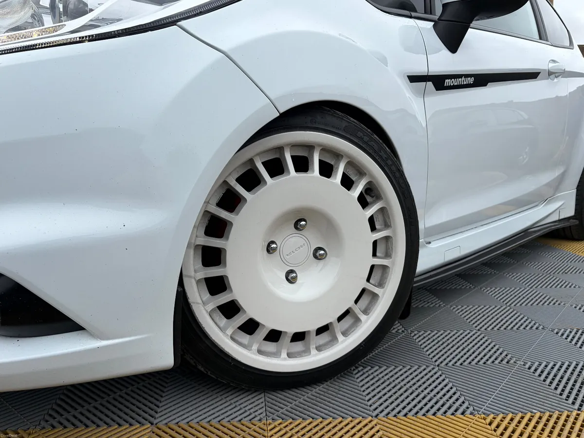 Ford Fiesta ST2 - Image 2