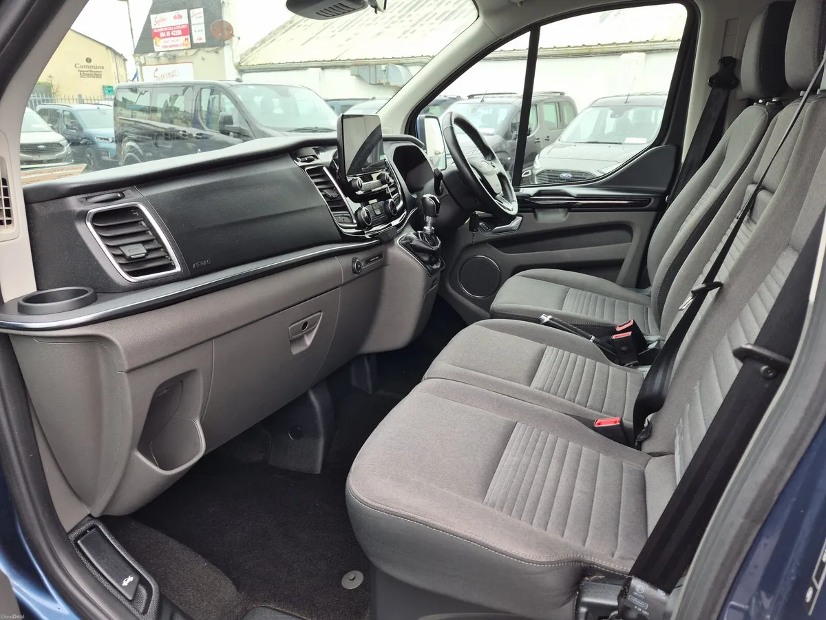 Ford Tourneo Custom Wheelchair Access - Image 3