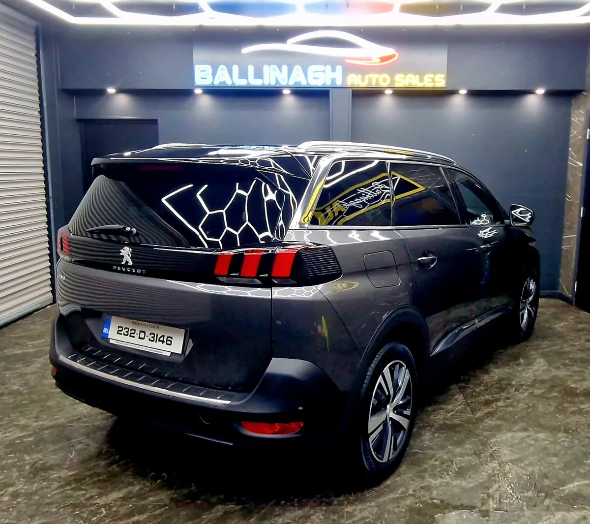 PEUGEOT 5008 ALLURE AUTOMATIC 7 SEATER - Image 3