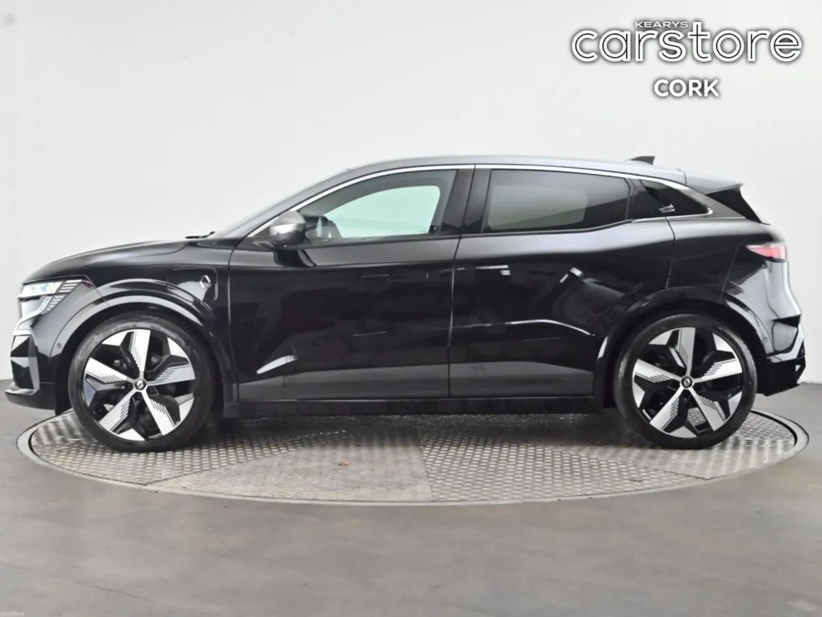 Renault Megane Megane Techno+ Ev  Techno+  220 Ele - Image 6