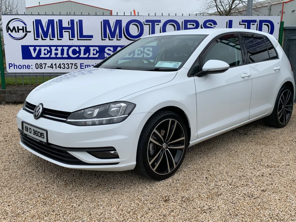 Volkswagen Golf 2019 Trendline  TDI - Image 1