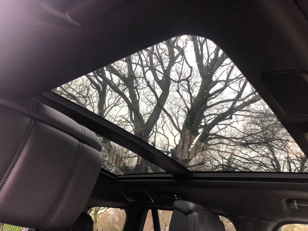 LAND ROVER RANGE ROVER AUTOBIOGRAPHY - Image 4