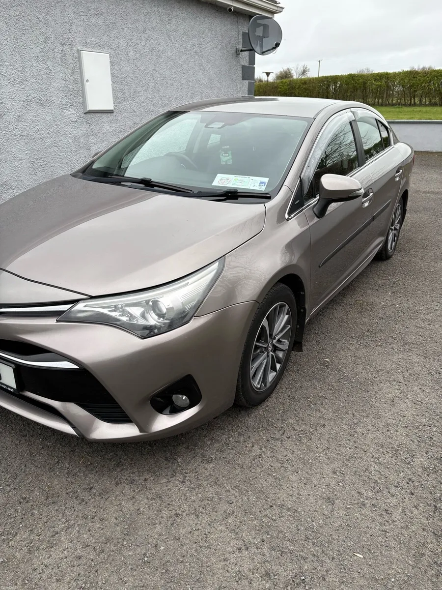 Toyota Avensis - Image 2