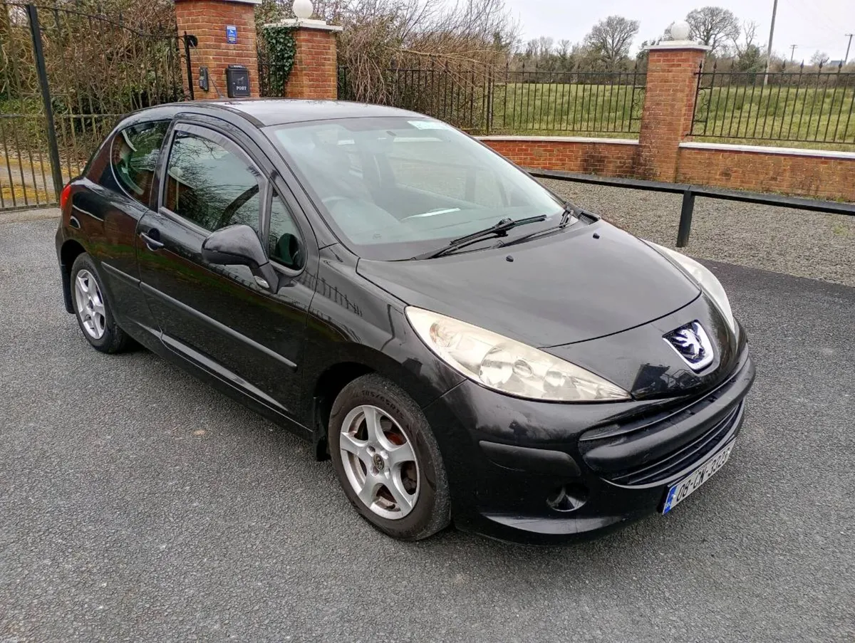 Peugeot 207 - Image 1