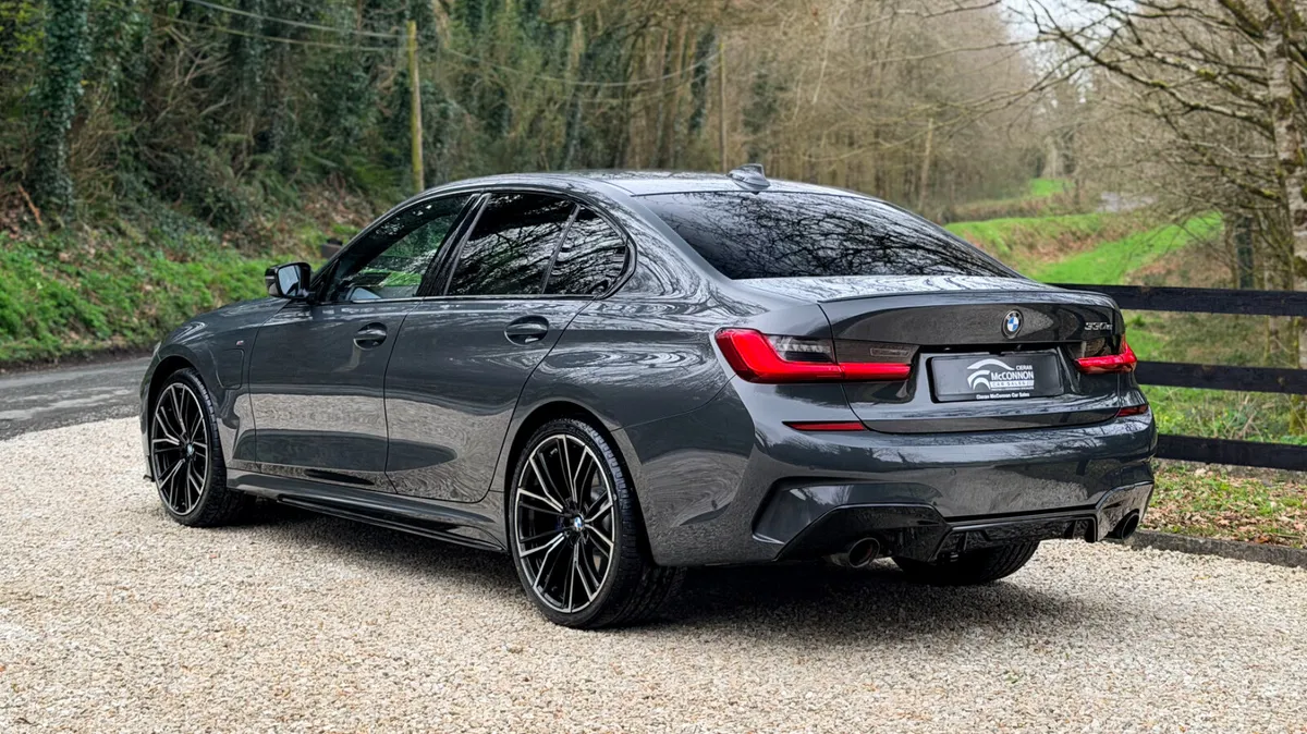 2021 (211) BMW 330e M-SPORT PRO PACK 290BHP *DRAVI - Image 4