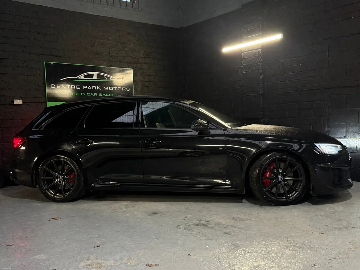 2018 Audi RS4 Avant 2.9 V6 444bhp - Image 2