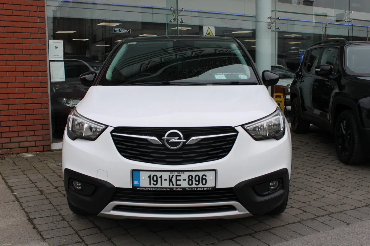 Opel Crossland X SE **LOW KMS IRISH NEW** - Image 2