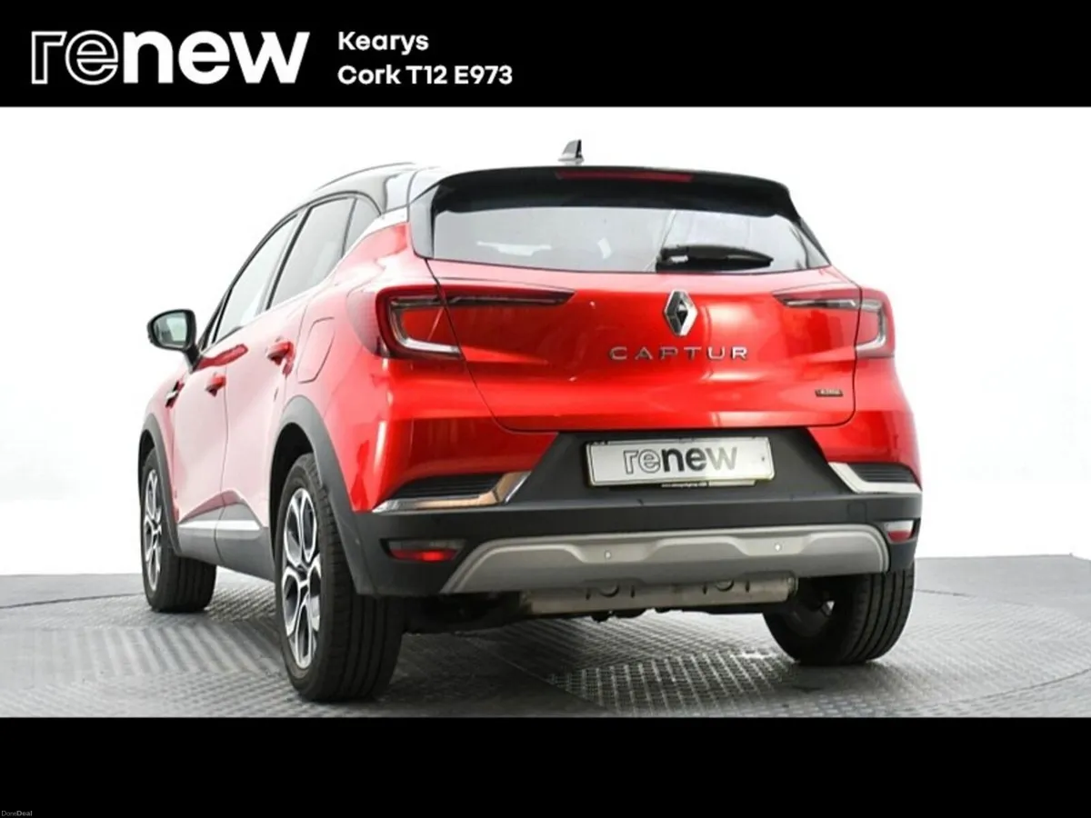 Renault Captur Techno E-Tech PHEV Auto160 - Image 4