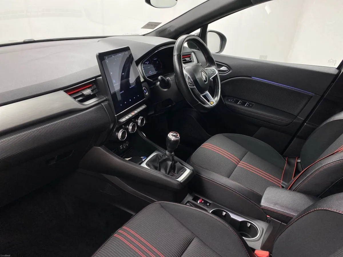 Renault Captur TCe 90 RS Line - Image 3