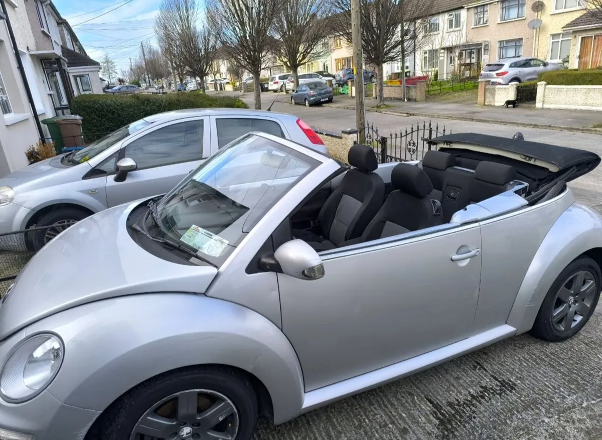 Volkswagen Beetle 2007 - Image 1