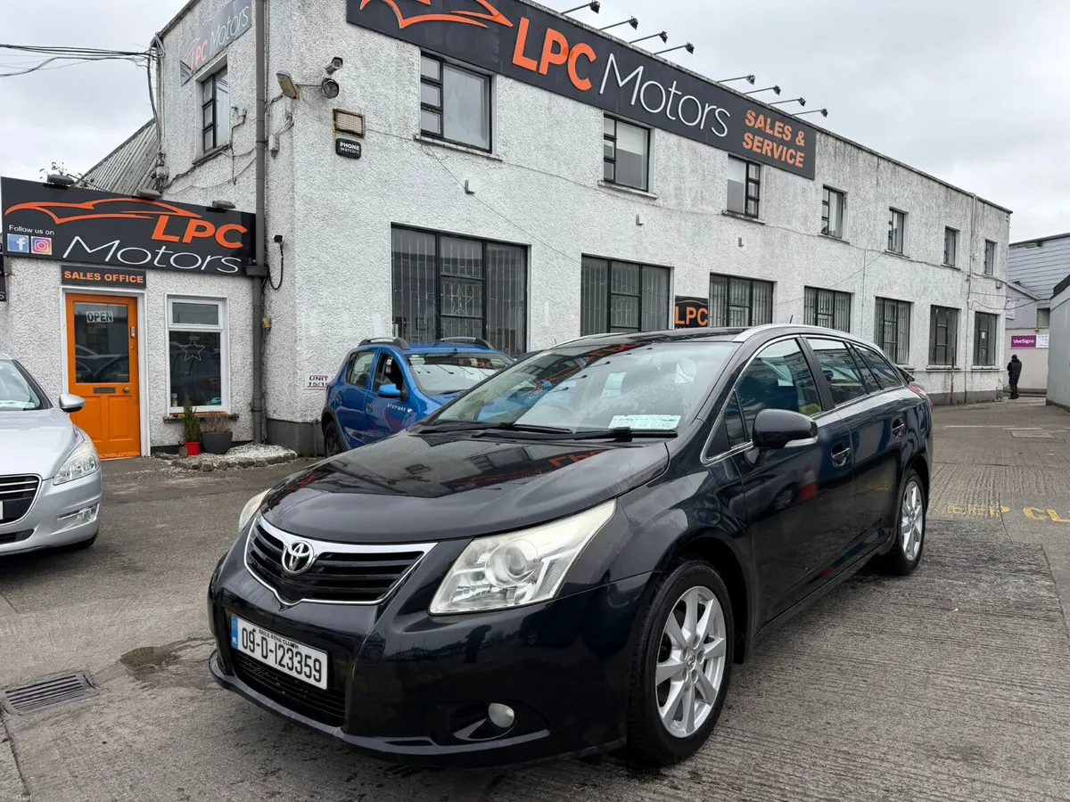 Toyota Avensis 2009 - Image 2