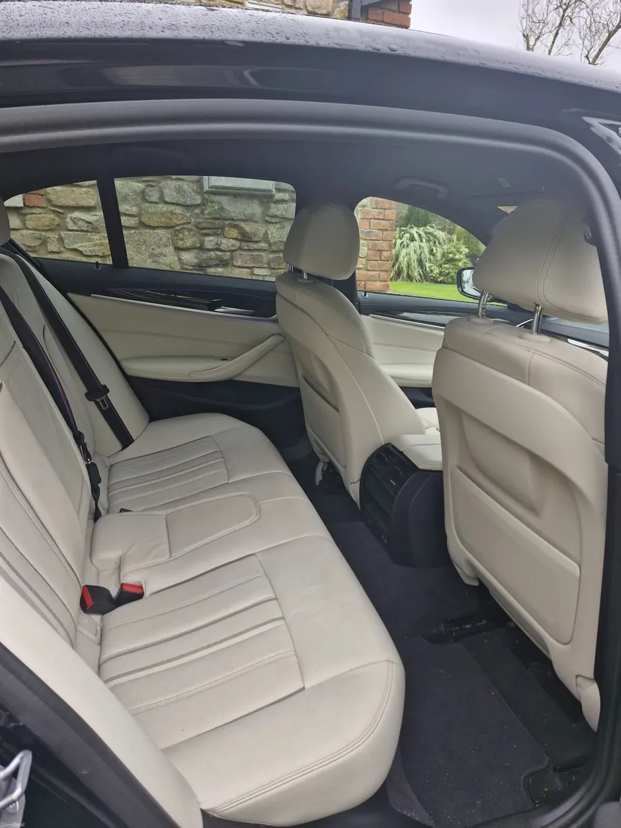 BMW 5-Series 2021 - Image 3