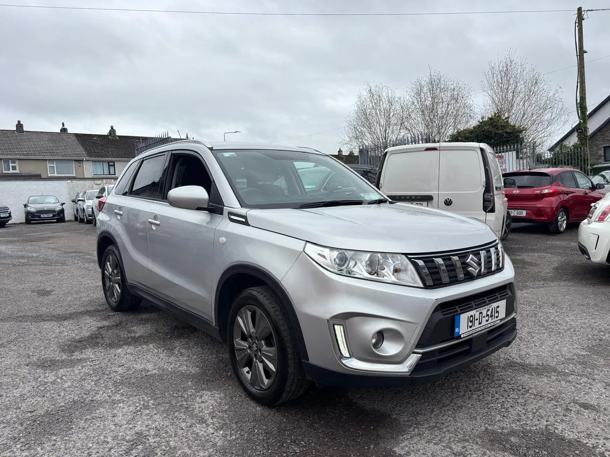 Suzuki Vitara 2019  PETROL  LOW  MILEAGE - Image 1