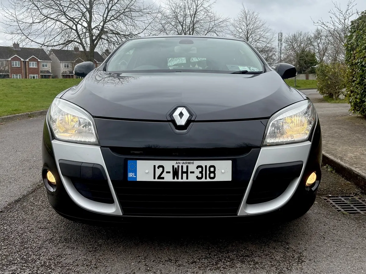 Renault Megane TomTom New NCT05/27 Only 163kms - Image 2