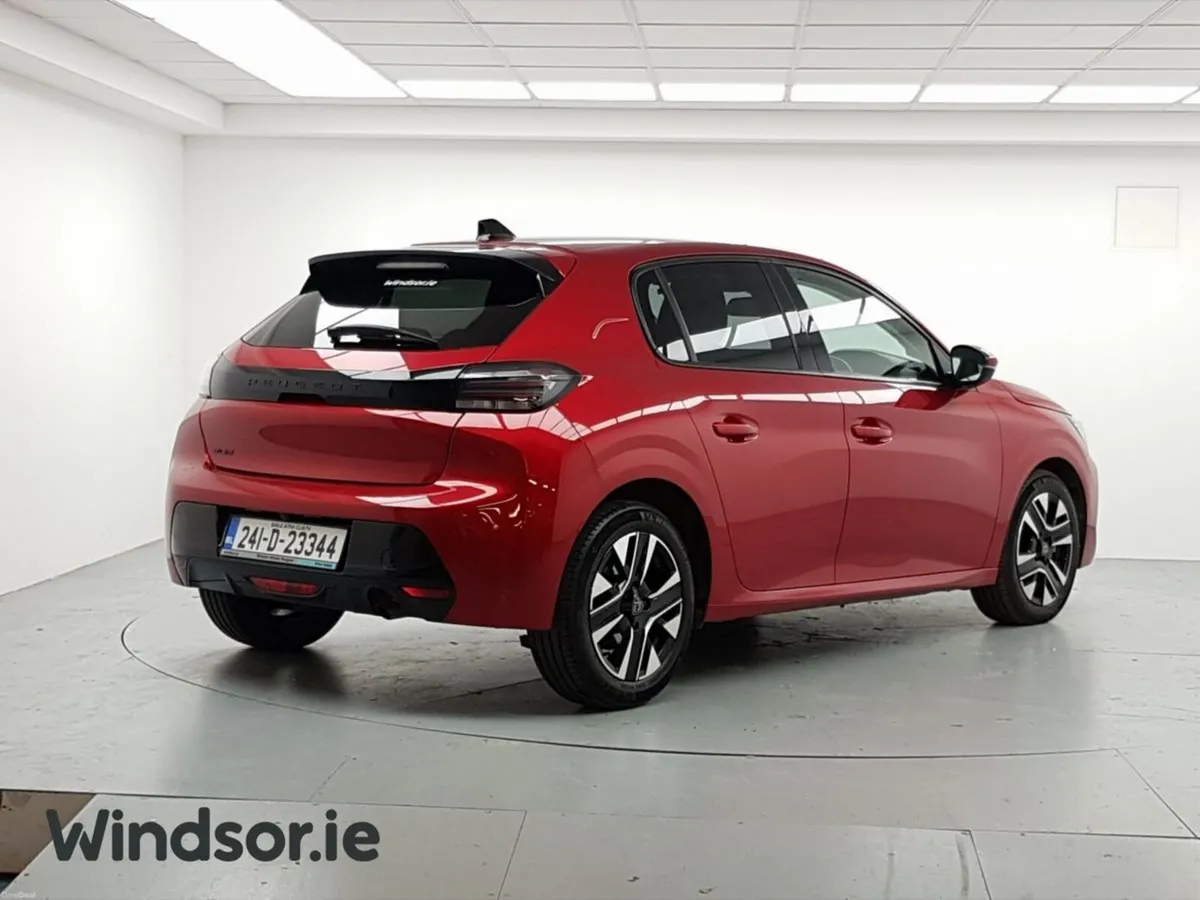 Peugeot 208 1.2 Puretech 100bhp Allure Pack - Image 4