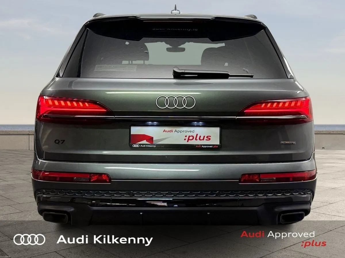 Audi Q7 55 PHEV TFSI e Quattro Sline Black Edition - Image 6