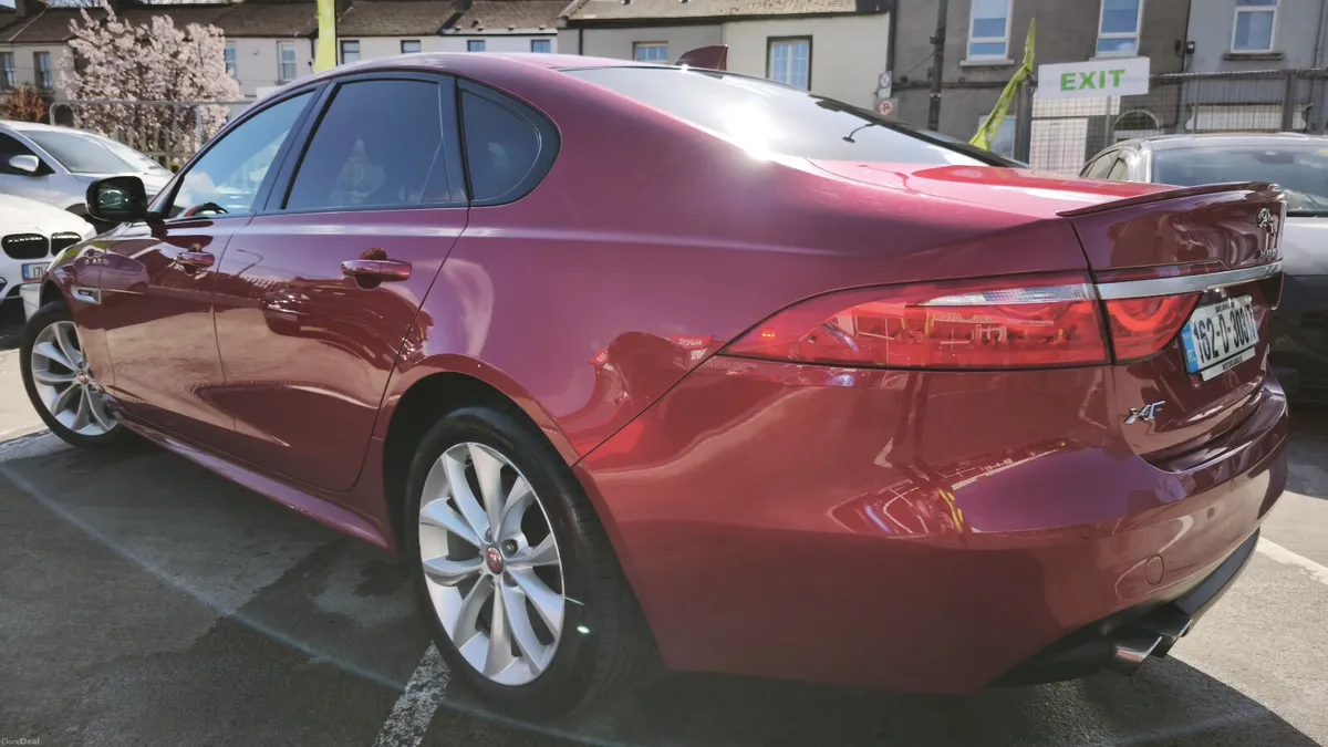 2016 Jaguar XF R-Sport AA Appoved Warranty - Image 4