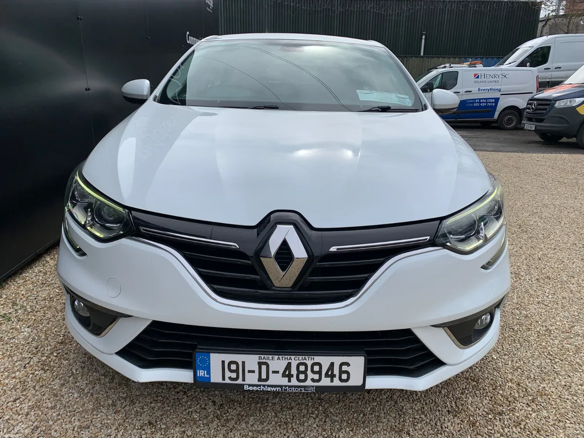 MEGAN PLAY 1.3 PETROL // NCT 04/27 // LOW MILEAGE - Image 5