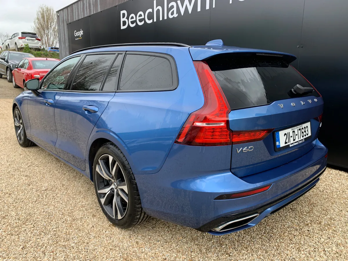 VOLVO V60 2.0 B4 197 BHP DSL R-DESIGN AUTO - Image 6