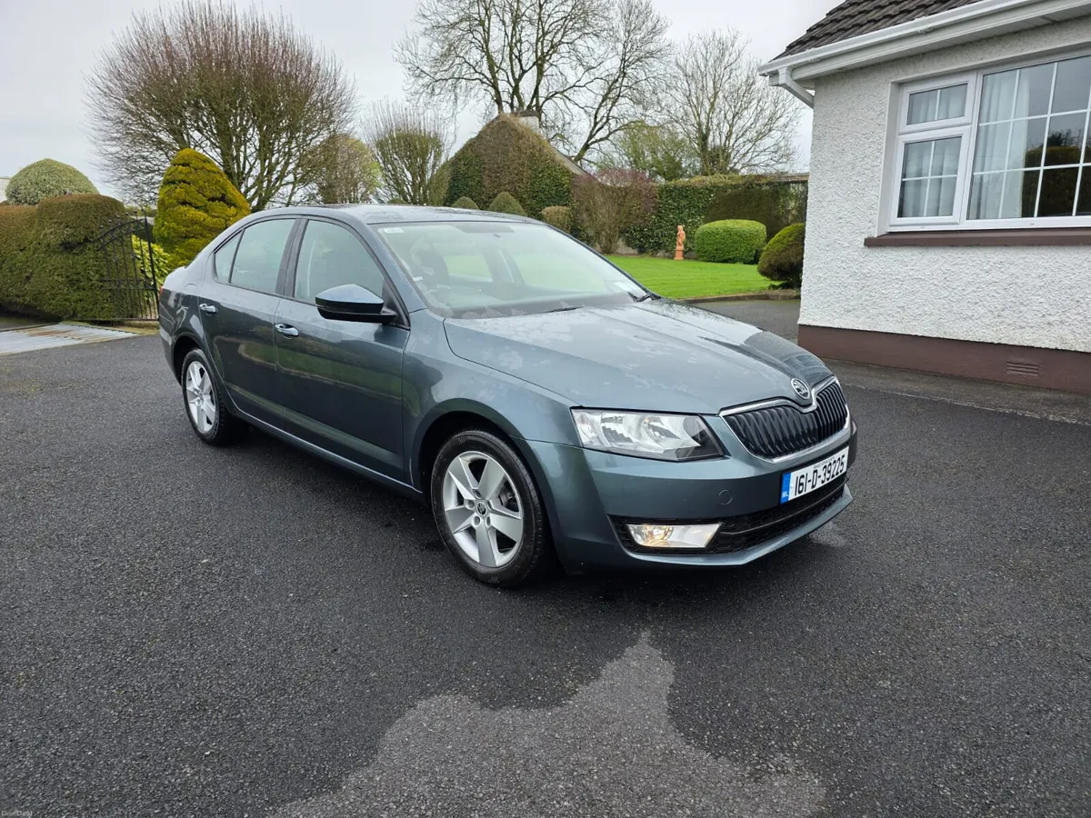 SKODA OCTAVIA 1.6 TDI AMBITION,,AUTOMATIC - Image 4