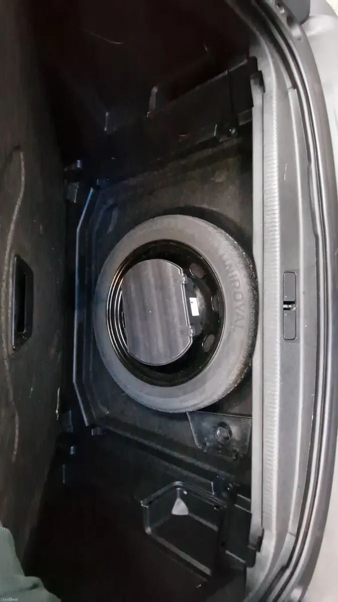 PEUGEOT 3008 ALLURE - Image 2